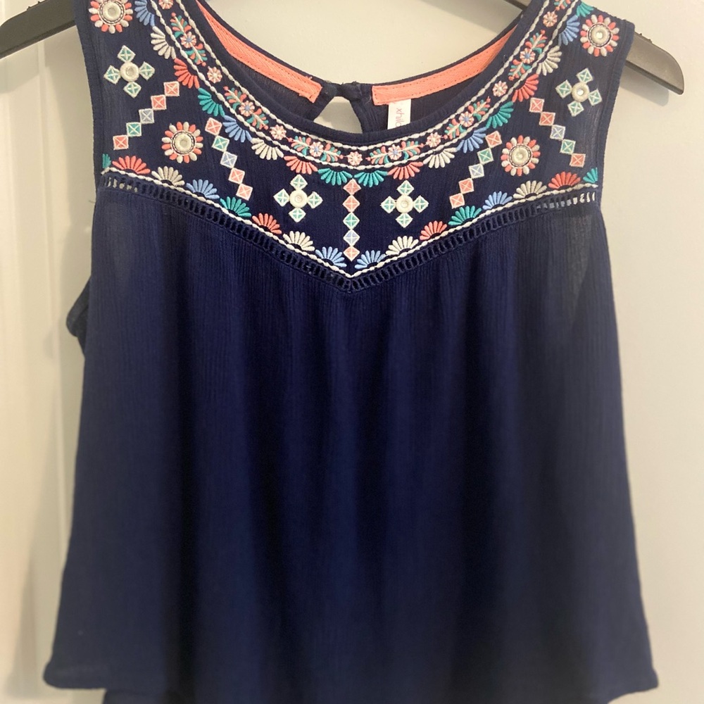 Pretty top